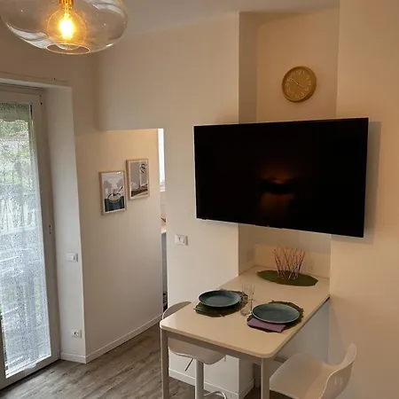 Апартаменты Joivy Cosy Near - Via Baisi Рапалло